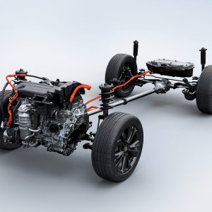 28 2023 Honda CR-V Hybrid Powertrain.jpg